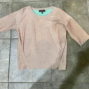 Boxy Top to wear over Straight Legged Pants